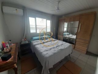 Casa Para Vender com 03 quartos 01 suítes no bairro Vila Nova em Porto Belo