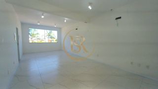 Sala Comercial no Perequê em Porto Belo