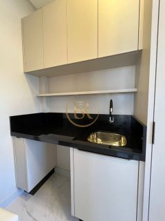 Apartamento semimobiliado