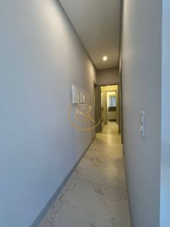 Apartamento semimobiliado