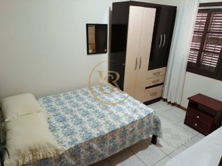 Casa Para Alugar com 3 quartos 1 suítes no bairro Balneário perequê em Porto Belo