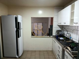 Sobrado Disponível para Locação – Balneário Perequê