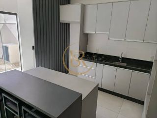 Sobrado para Locação Anual – Jardim Dourado, Porto Belo