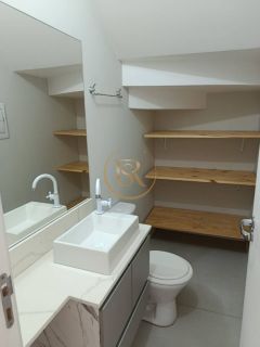 Sobrado para Locação Anual – Jardim Dourado, Porto Belo