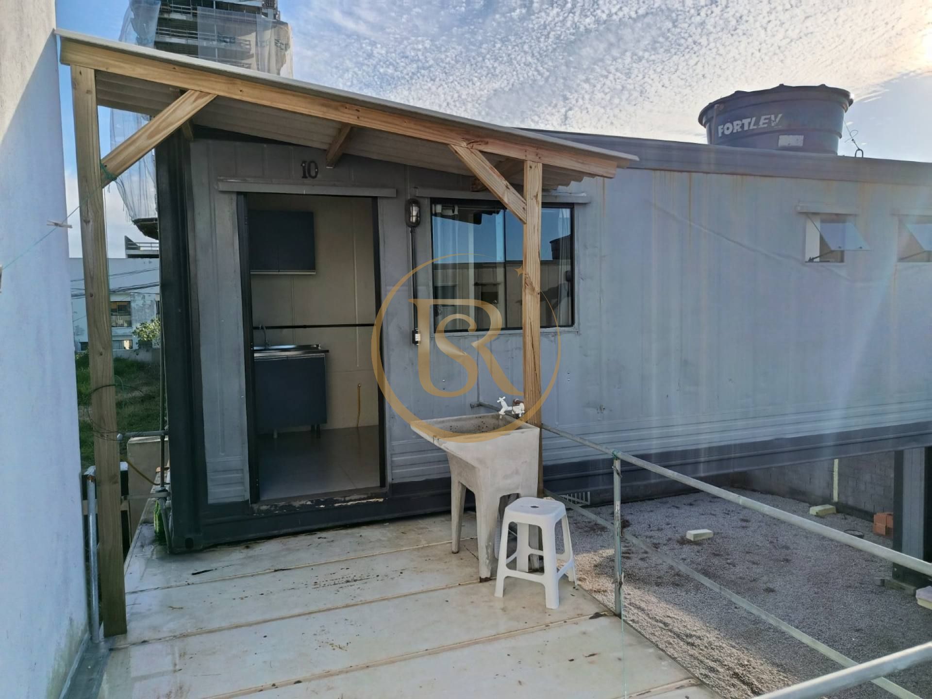 kitnet de container para locação