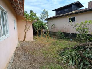 Casa Para Alugar com 3 quartos 1 suítes no bairro Centro em Porto Belo