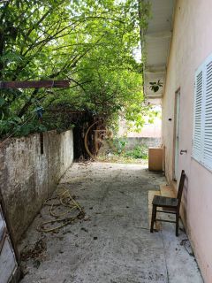 Casa Para Alugar com 3 quartos 1 suítes no bairro Centro em Porto Belo