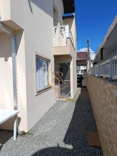 Sobrado para locação anual – Porto Belo