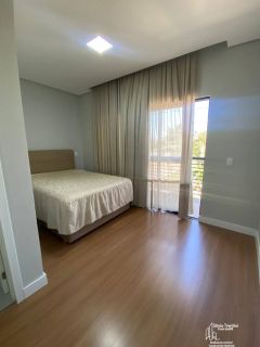 Sobrado a Venda no Itacolomi em Balneário Piçarras