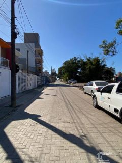 Sobrado a Venda no Itacolomi em Balneário Piçarras