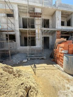 Apartamento Para Vender com 2 quartos 1 suítes no  Balneário Piçarras