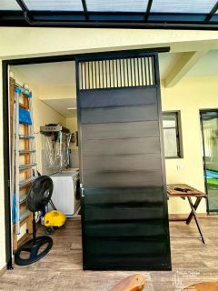Lindo Sobrado Finamente Mobiliado com Piscina no Itacolomi em Balneário Piçarras