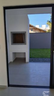 Sobrado Com 3 Dormitórios no Itacolomi em Balneário Piçarras