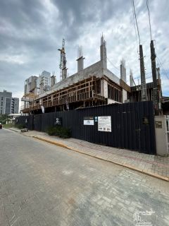 Apartamento com 3 Suítes no Itacolomi em Balneário Piçarras