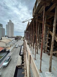 Apartamento com 3 Suítes no Itacolomi em Balneário Piçarras