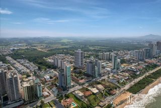 Apartamento com 3 Suítes no Centro em Balneário Piçarras