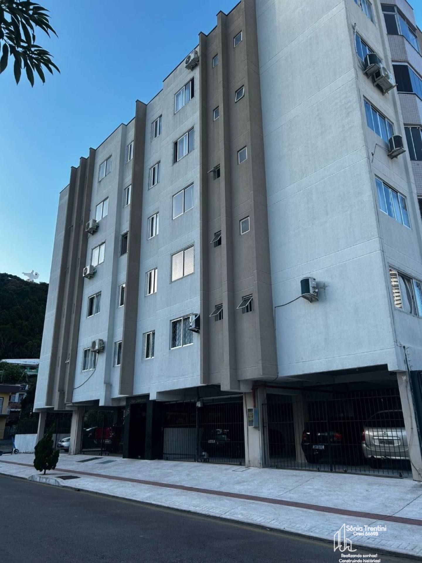 Apartamento Mobiliado em Balneário Camboriú