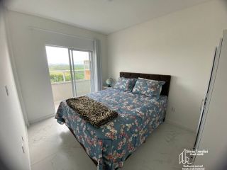 Apartamento com 3 Dormitórios no Centro em Balneário Piçarras