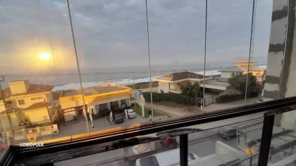 Apartamento com 3 Suítes no Itacolomi em Balneário Piçarras