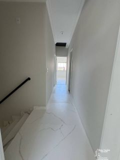 Sobrado com 3 Quartos no Itacolomi em Balneário Piçarras