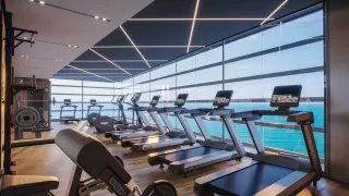Apartamento Frente Mar com 4 suítes na Meia Praia em Itapema