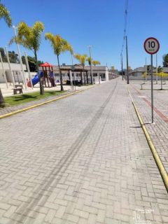 Apartamento Mobiliado com 2 quartos no Itacolomi em Balneário Piçarras