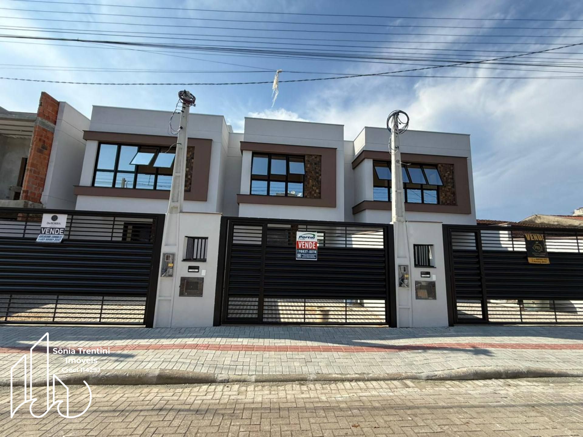 Sobrado com 2 Suítes no Itacolomi em Balneário Piçarras