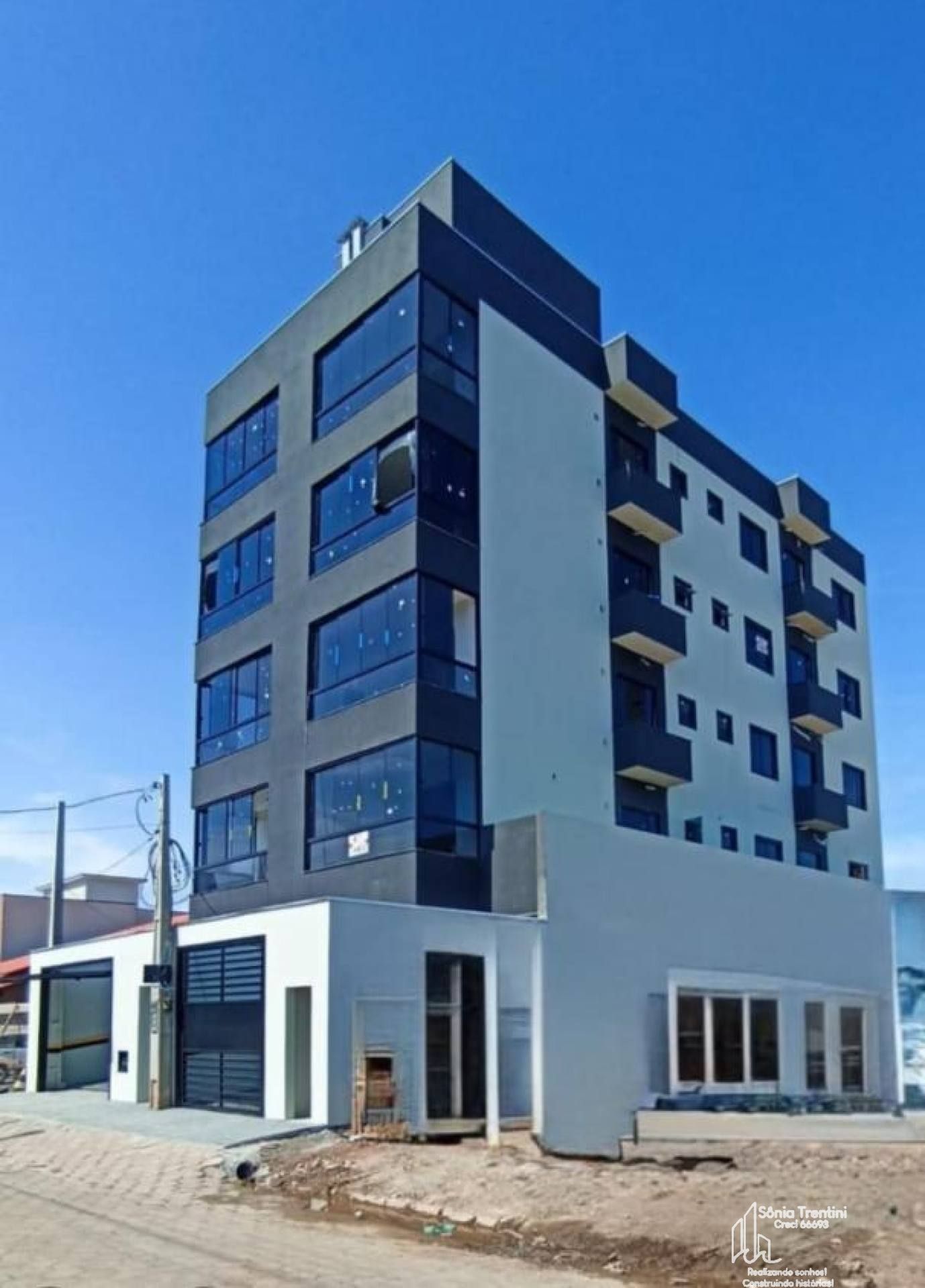 Apartamento Mobiliado com 3 quartos em Itajuba em Barra Velha