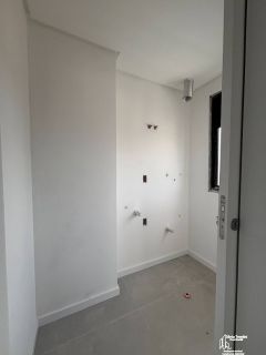 Apartamento com 3 Suítes no Itacolomi em Balneário Piçarras