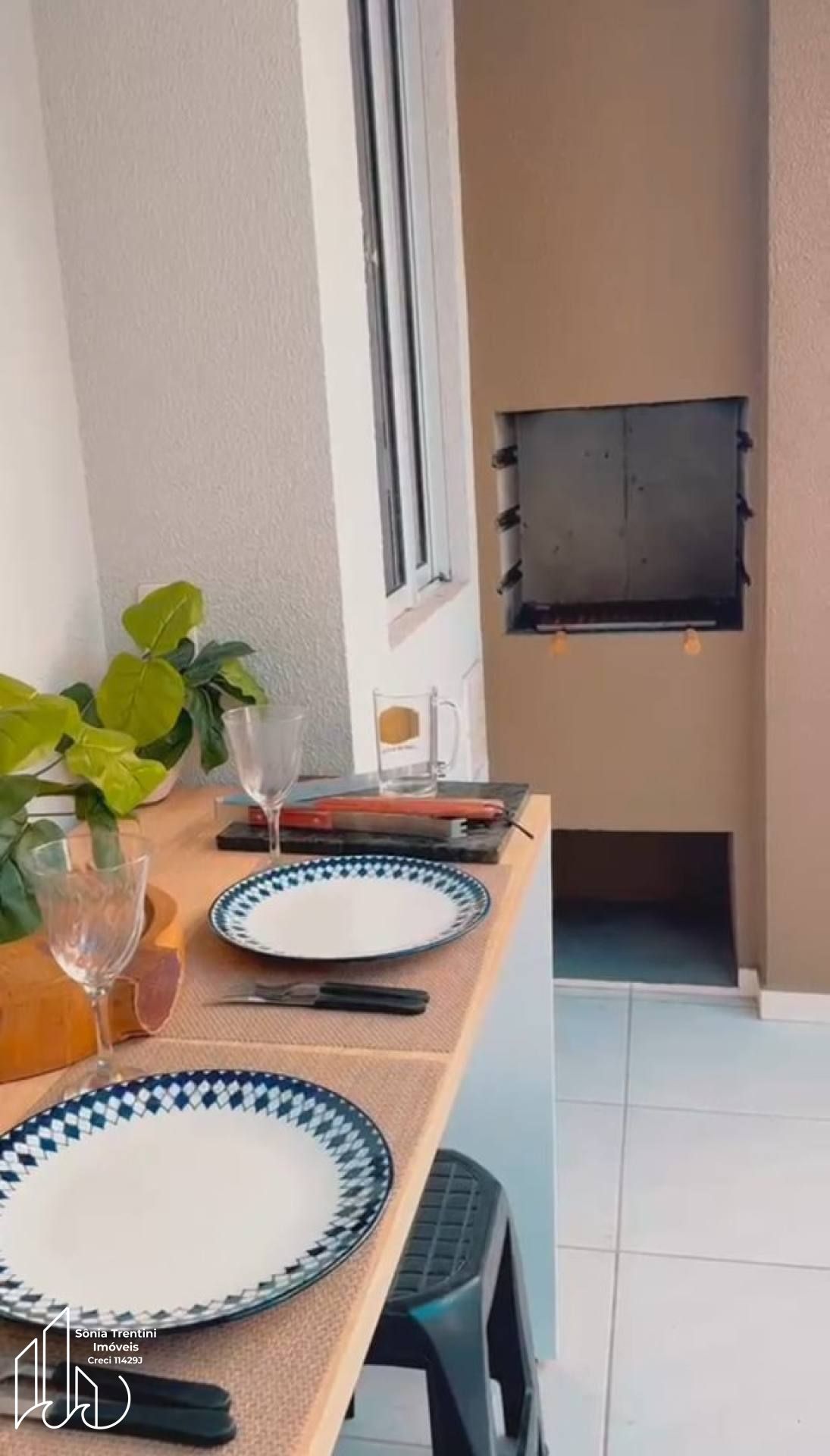 Vila Açoriana Confort Club - Apartamento com 2 Dormitórios Mobiliado