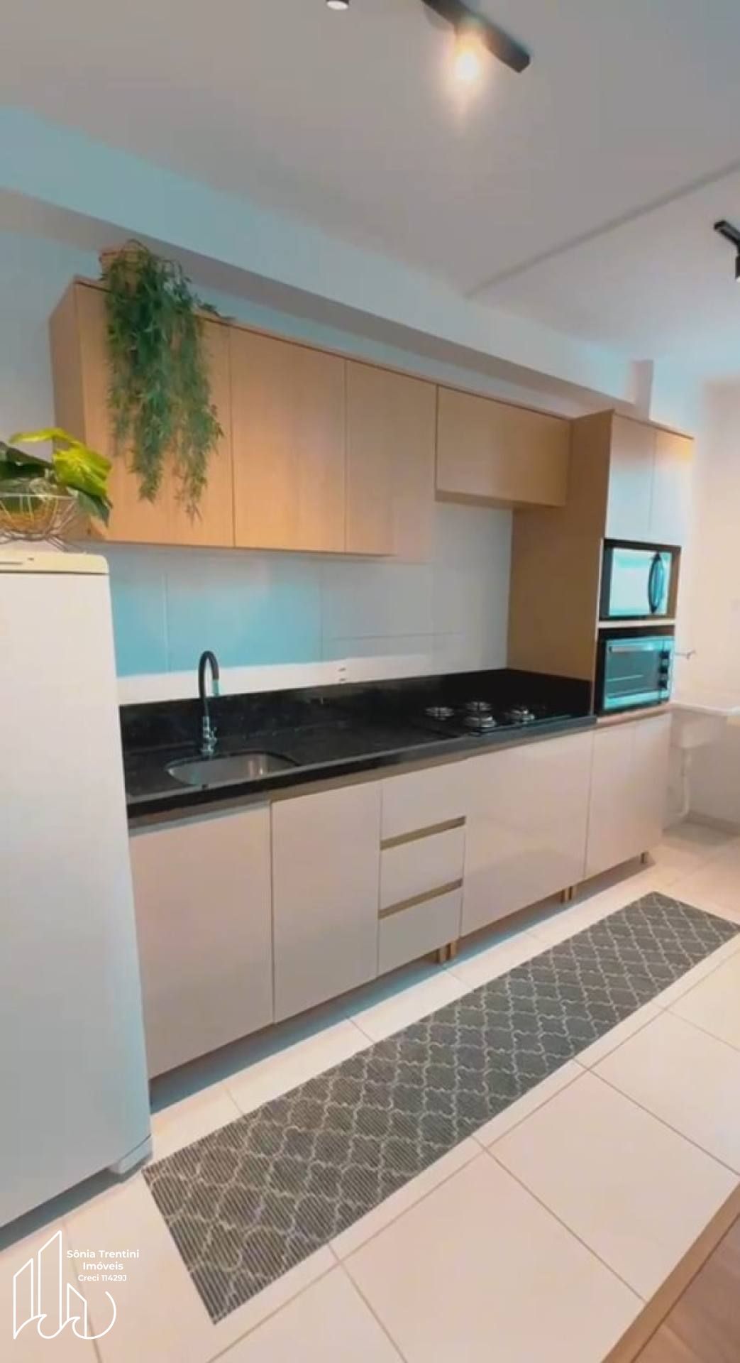 Vila Açoriana Confort Club - Apartamento com 2 Dormitórios Mobiliado