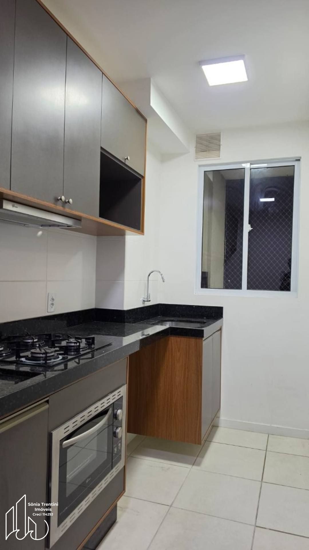 Santorini Confort Club - Apartamento SemiMobiliado com 2 Dormitórios em Balneário Piçarras