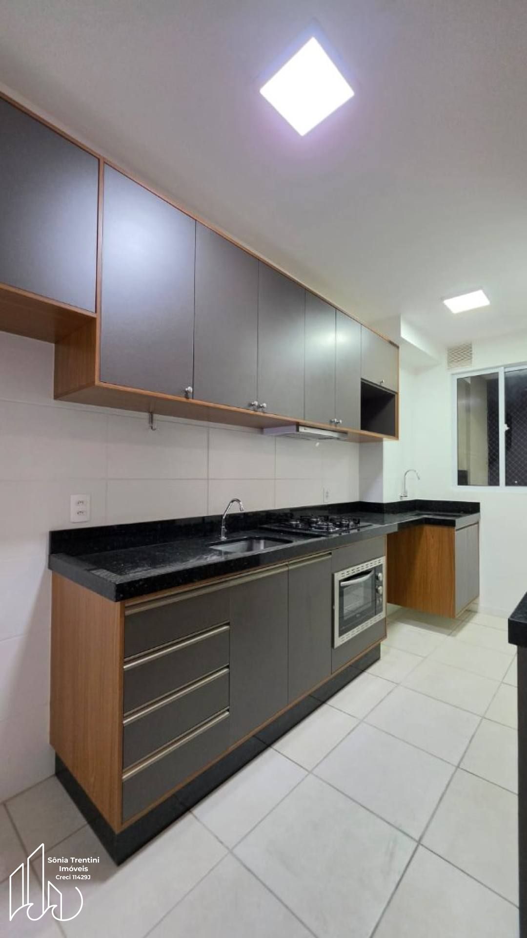 Santorini Confort Club - Apartamento SemiMobiliado com 2 Dormitórios em Balneário Piçarras