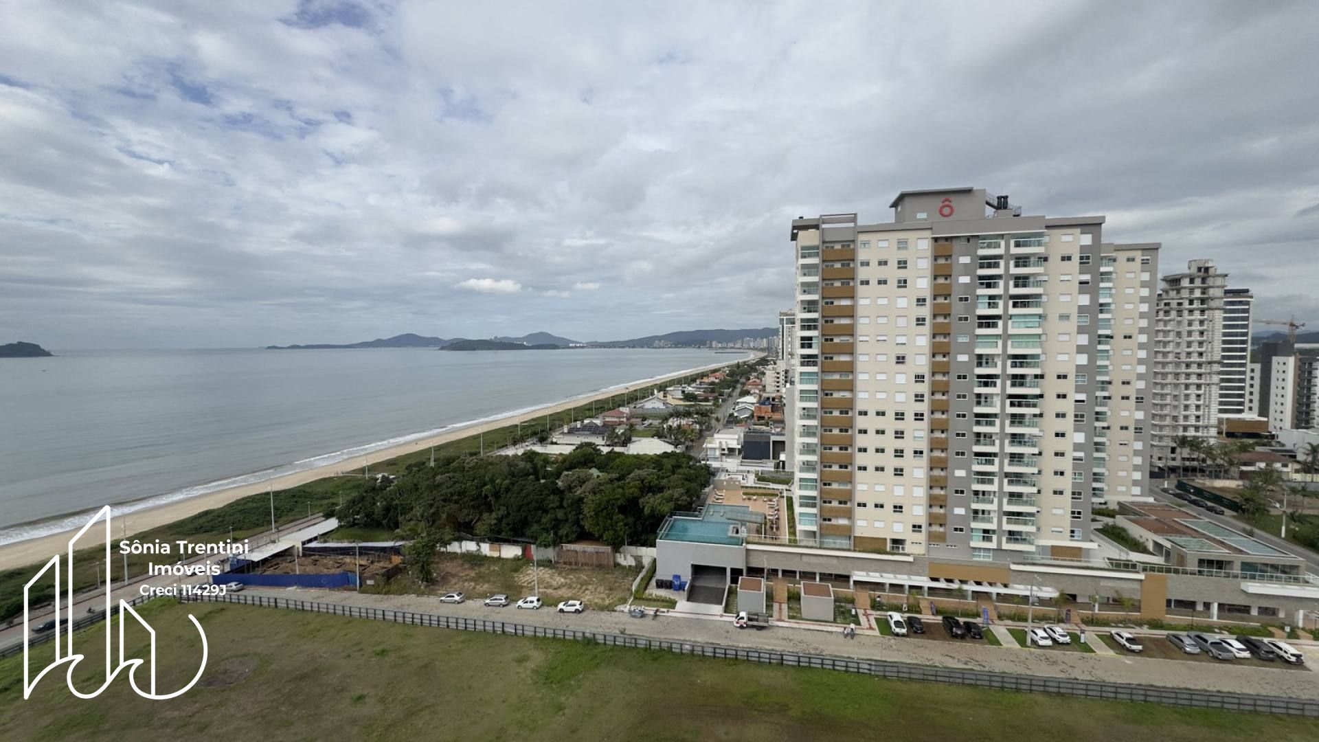 Terraço Del Mare - Apartamento Frente Mar com 3 Suítes, 2 Vagas no Itacolomi em Balneário Piçarras