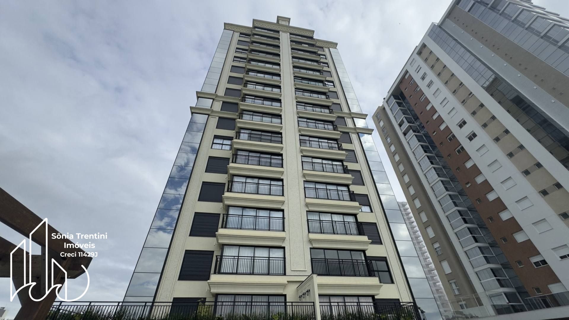 Terraço Del Mare - Apartamento Frente Mar com 3 Suítes, 2 Vagas no Itacolomi em Balneário Piçarras
