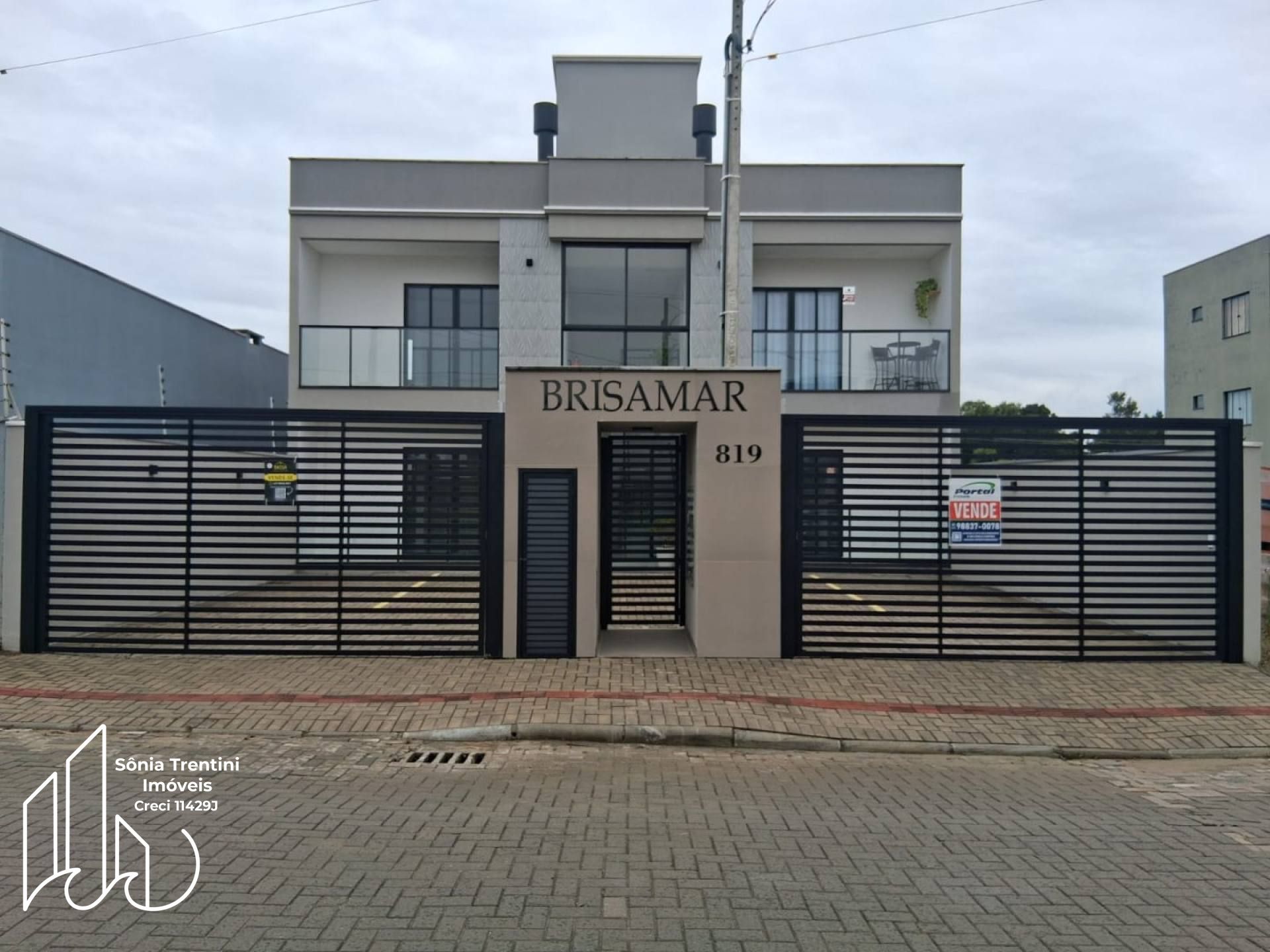 Residencial Brisamar - Apartamento com 3 Dormitórios em Balneário Piçarras