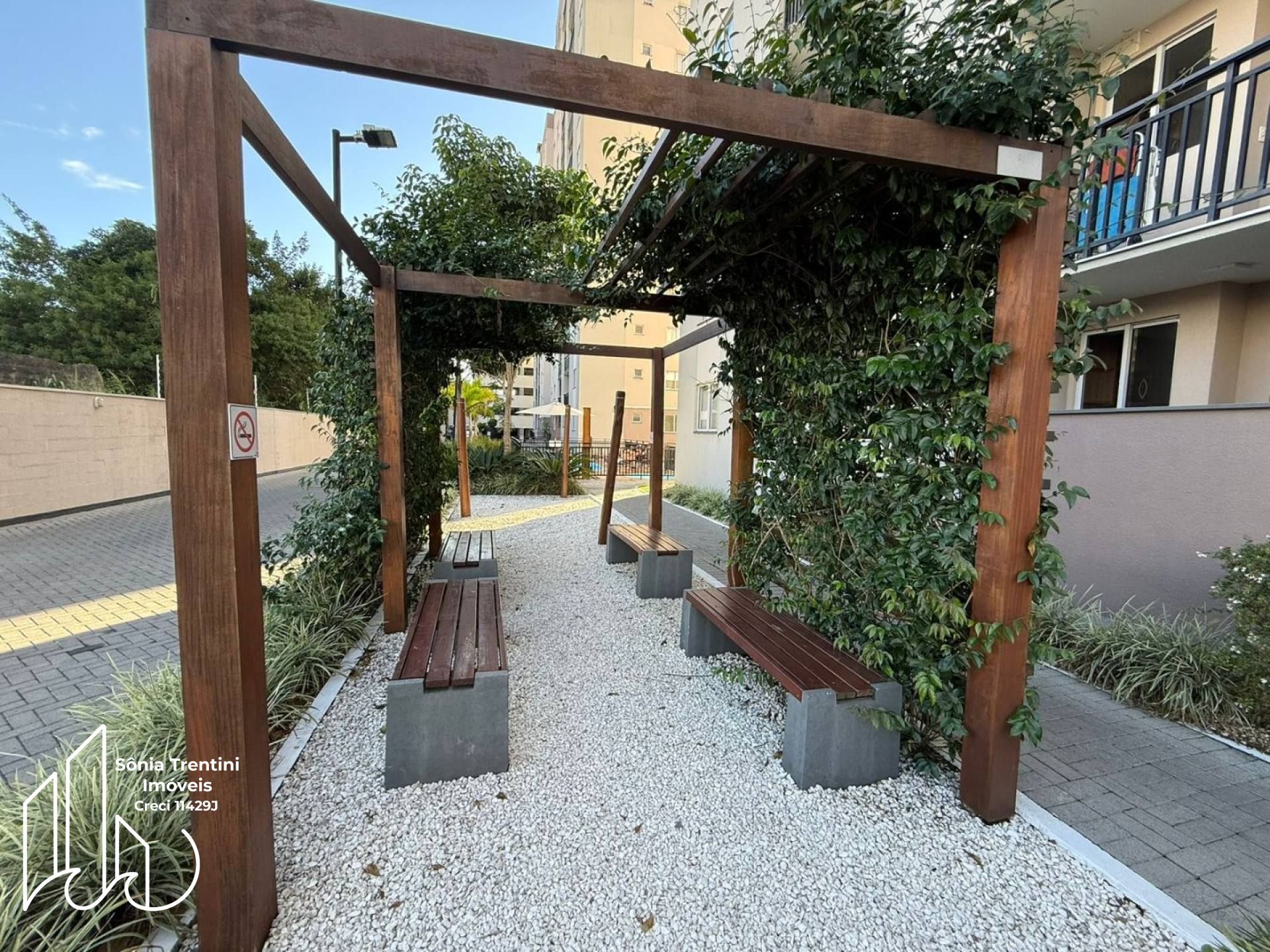 Santorini Confort Club - Apartamento Mobiliado com 2 Dormitórios no Centro em Balneário Piçarras
