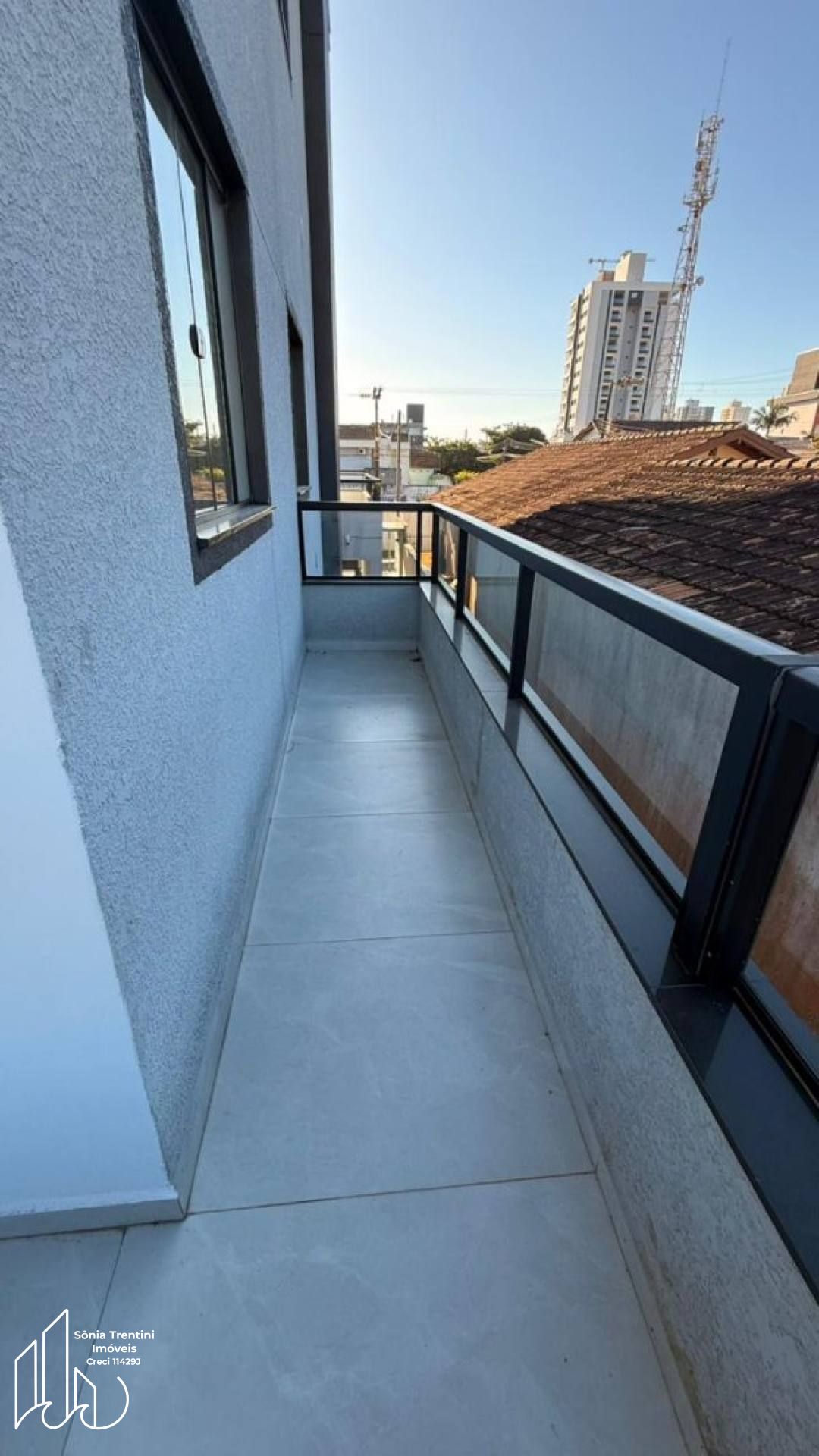 Apartamento com 1 Suíte e 1 Dormitório no Centro de Balneário Piçarras