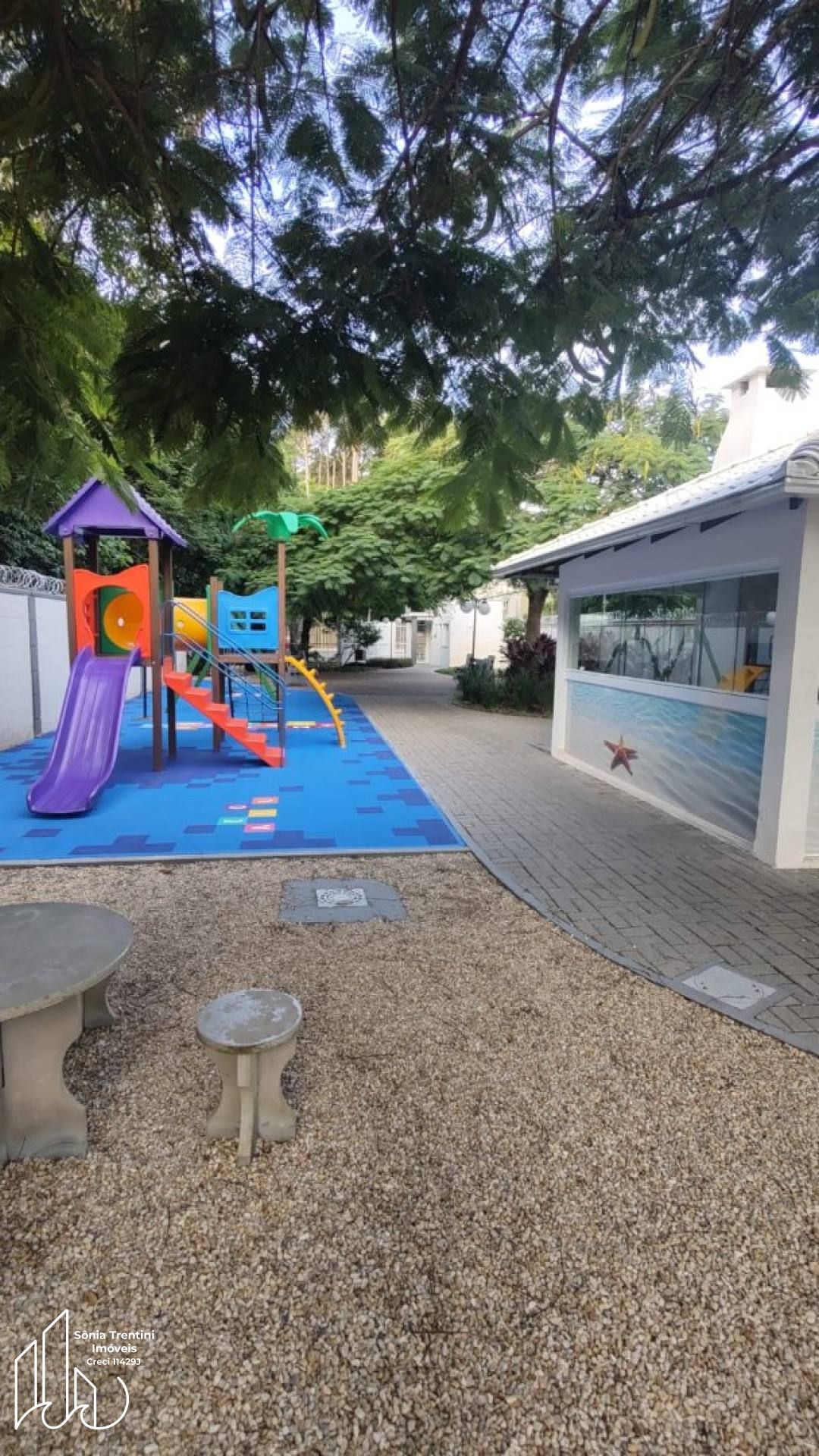 Órion Easy Club - Apartamento Mobiliado com 2 Dormitórios a 200m da Praia