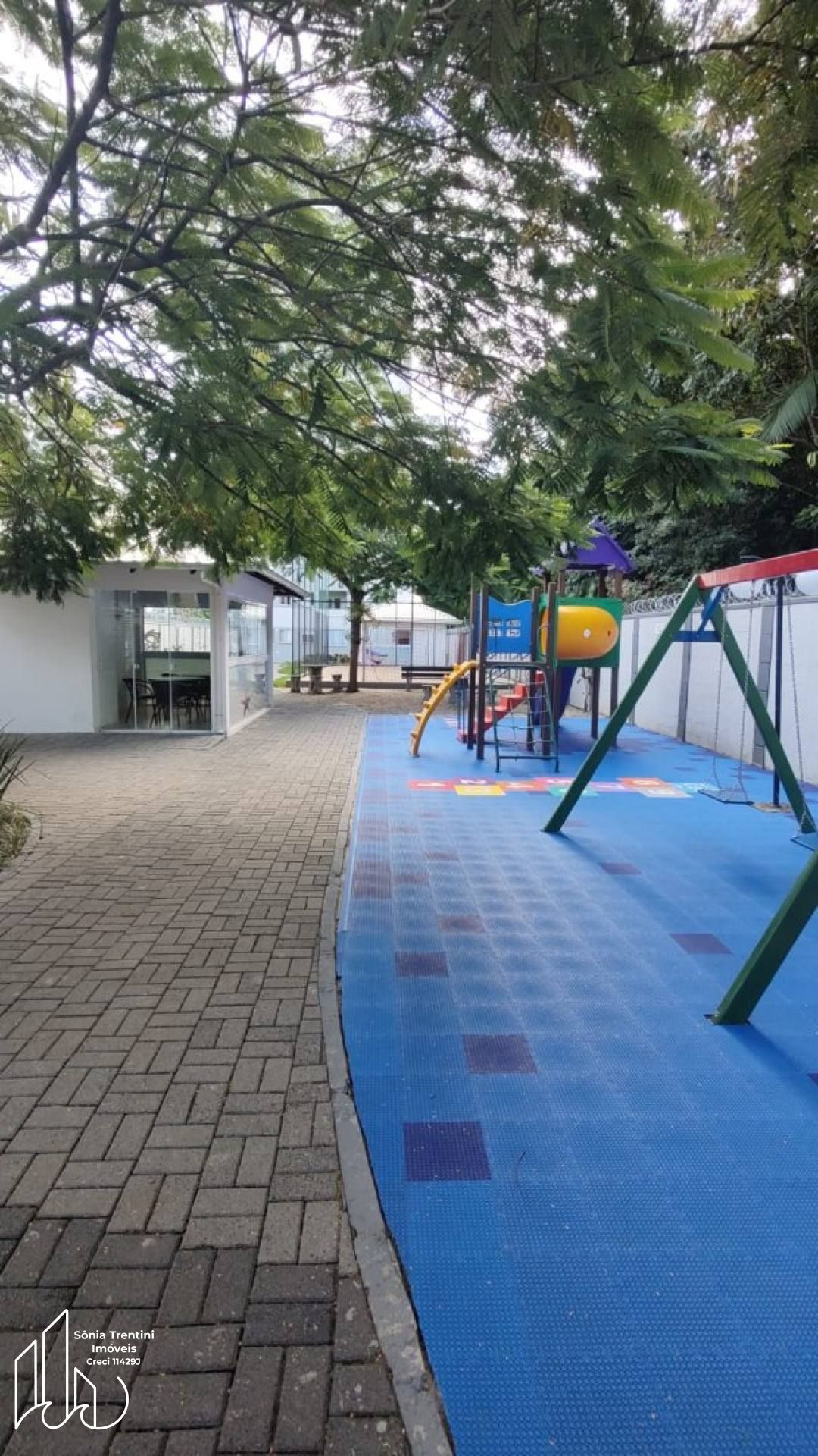 Órion Easy Club - Apartamento Mobiliado com 2 Dormitórios a 200m da Praia
