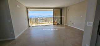 Apto pronto com 3 dormitórios no bairro Fazenda/Itajai