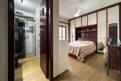 Apto bem localizado no Centro de Balneário Camboriu