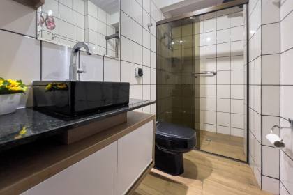 Apto bem localizado no Centro de Balneário Camboriu