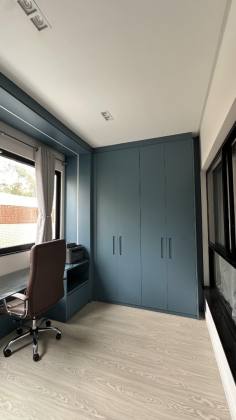 Sobrado totalmente mobiliado com piscina na Ressacada