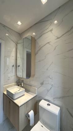 Sobrado totalmente mobiliado com piscina na Ressacada