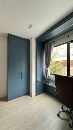 Sobrado totalmente mobiliado com piscina na Ressacada