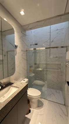 Sobrado totalmente mobiliado com piscina na Ressacada