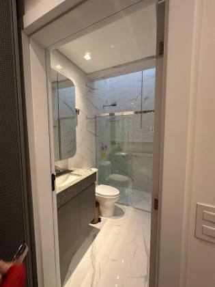 Sobrado totalmente mobiliado com piscina na Ressacada