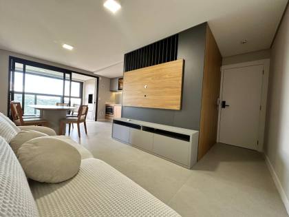 Apartamento Novo Decorado 3 dorms na Praia Brava