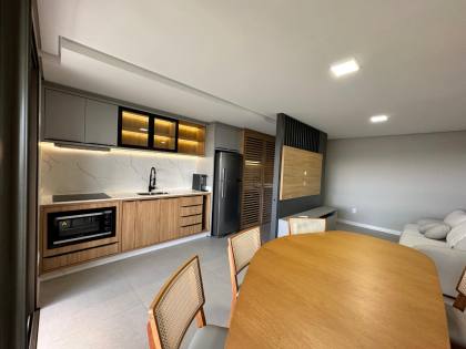 Apartamento Novo Decorado 3 dorms na Praia Brava